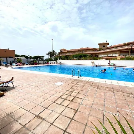 Few Meters To Vistas Beach. Free Wifi. Apartmán
